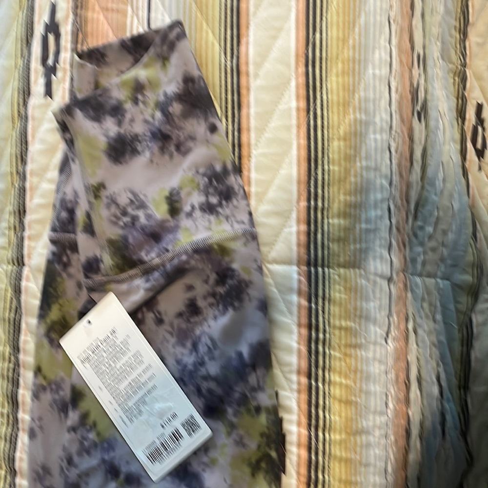Lululemon Align leggings 28” size 4